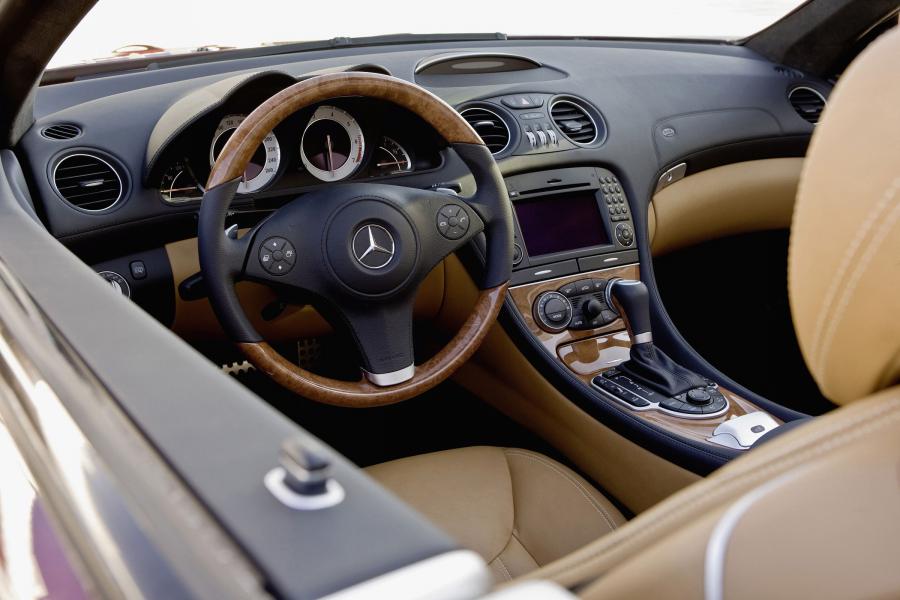  Mercedes-Benz SL-Class 2009 года  (фото 74 из 234)